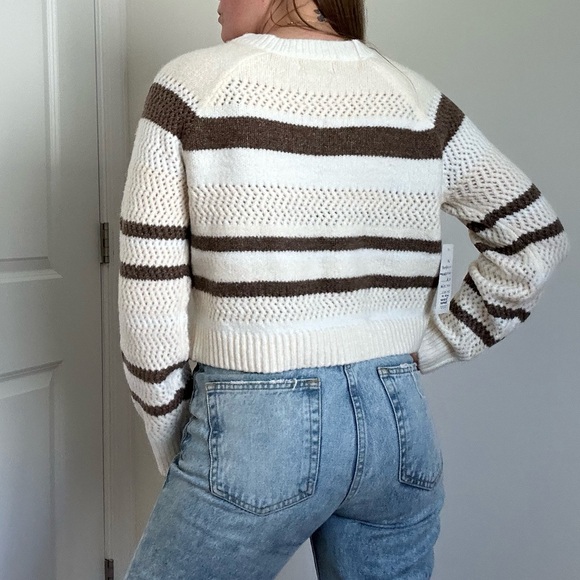 Open Knit Varigated Stripe Crew Neck Pullover Sweater - Picture 8 of 10